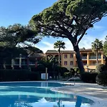 Bergerie Entierement Renove Prestations Premium Baignoire Balneo Clim Vue Piscine Et Parc Apartment Hyeres
