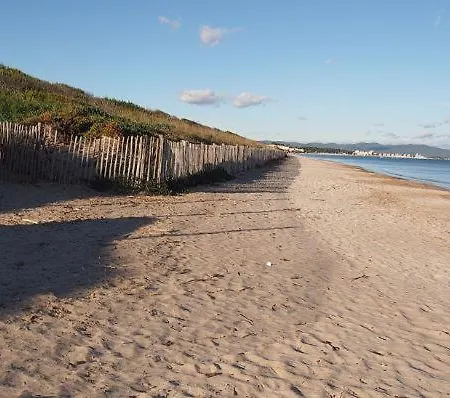 Bergerie Plage 5 Personnes Renove Avec Climatisation Et Bain A Remous *