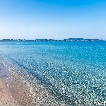 Bergerie Plage 5 Personnes Renove Avec Climatisation Et Bain A Remous Apartment *