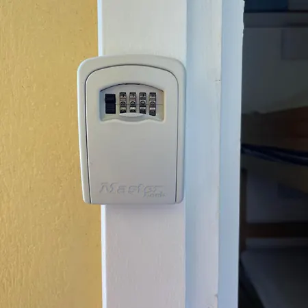 Bergerie Balneo Clim Piscine * Hyères