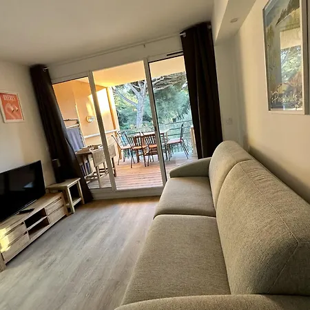 Bergerie Plage 5 Personnes Renove Avec Climatisation Et Bain A Remous Apartment